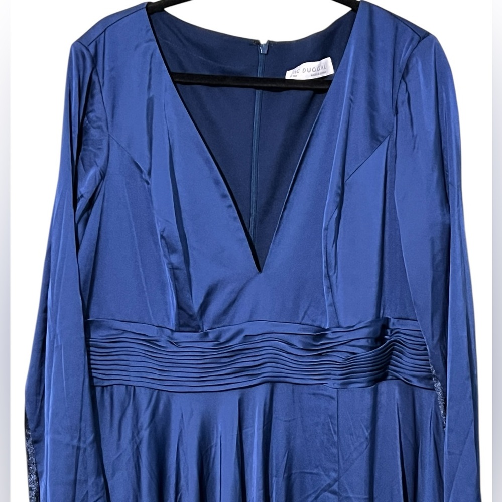 Mac Duggal quarter sleeve v neck A line gown silk gown midnight blue size 18W‎ - Picture 5 of 12